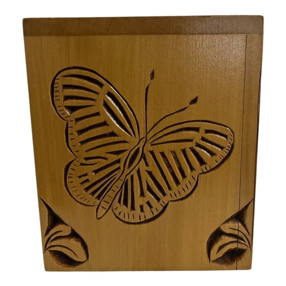 Vtg Hand-Carved Wooden Tissue Box Cover – Butterfly & Floral Design - Picture 1 of 4